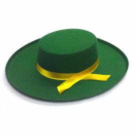 Chapeau vert avec un ruban jaune